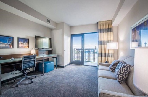 Highland House | Discover Downtown Denver