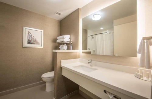 Highland House | Discover Downtown Denver