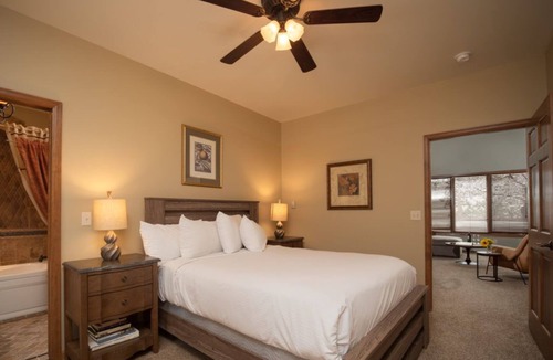 Stanley Hills Condo | Divine Venetian-style lofted condo with A/C, private outdoor hot tub and patio!