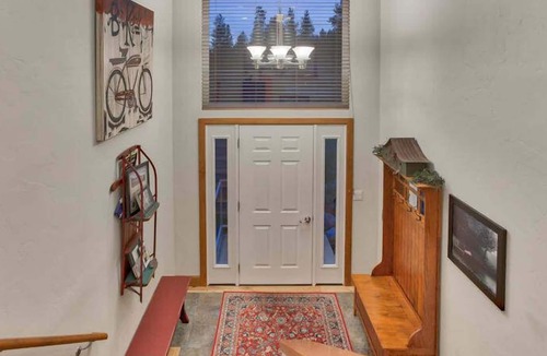 Leadville North House | Doc's Place w/ Beautiful Hot Tub Views!