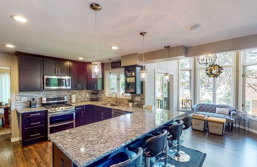 Centennial House | Dog-friendly home with large, enclosed yard, gourmet kitchen, & washer/dryer
