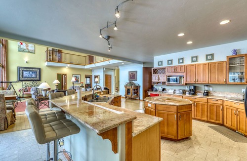 Gypsum House | Dog-friendly home with mountain views, pool & private hot tub