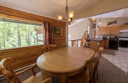 Garfield House | Dog Friendly Mountain High!