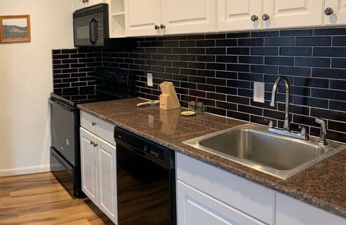 Glenwood Springs House | Dog & Kid Friendly Vacation Rental in Glenwood Springs, CO