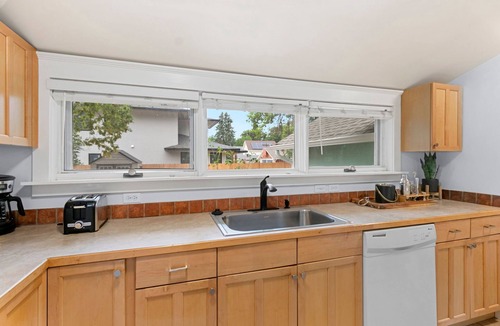 University Park House | Downtown Abode w/Hot Tub – Walk to CSU & Old Town
