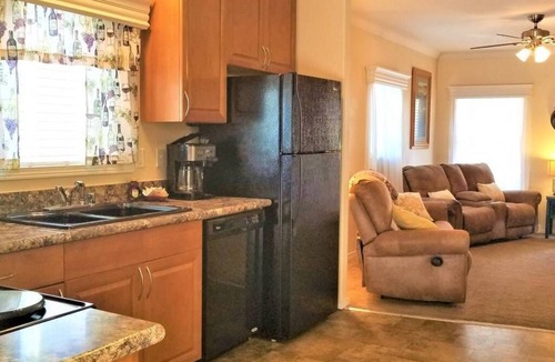 Alamosa House | Downtown Alamosa 3 Bedroom 2 Bath Home