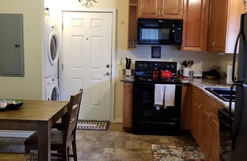 Alamosa House | Downtown Alamosa 3 Bedroom 2 Bath Home