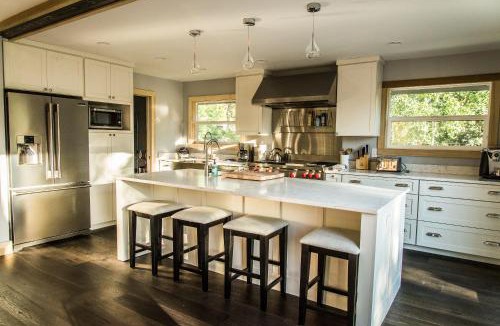 Weisshorn House | Downtown Breckenridge ski home