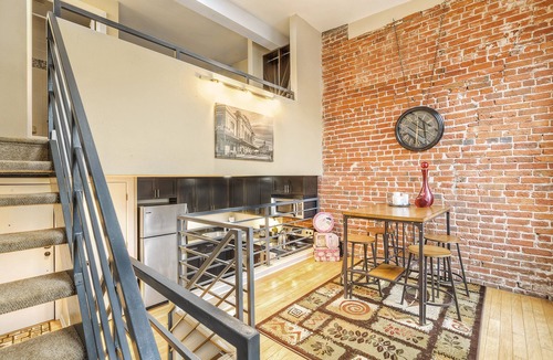 Ballpark Condo | Downtown Five Points Trendy Urban Space - Sleeps 4