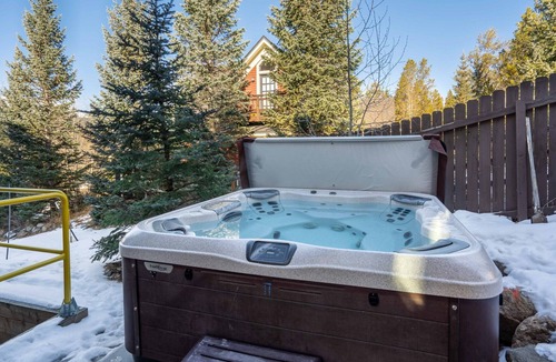 Weisshorn House | Downtown Home w/Mountain Views + Hot Tub + Ski Shuttle - Raven's Call Chalet