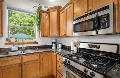 Durango House | Downtown Location, Pet Friendly, Central A/C!