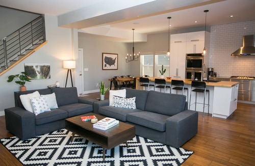 Old Town North House | Downtown Mountain Views Craftsman Stunner 5 bd/4b
