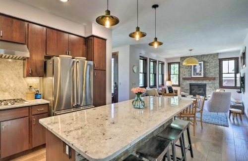 Historic District House | Dtwn Breckenridge Escape with Balcony French Fox