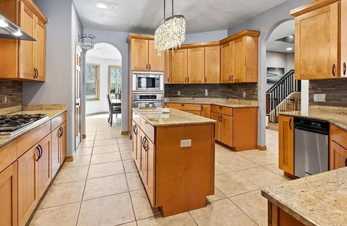 Dalton Ranch House | Durango Dream House-Newly Furnished, Golf Course & Pond View, AC, Chef’s Kitchen