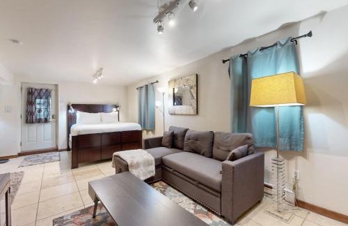 Intermountain Hotel | Eagles Nest
