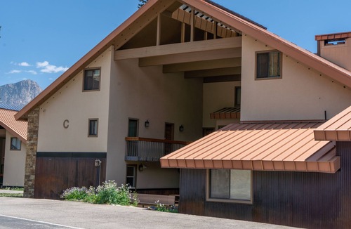 Purgatory Condo | East Rim Two Bedroom Condo by RedAwning