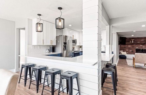 Barths House | Eclectic Mid-Mod Retreat 15 min to DT Denver