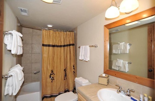 Vista Point House | Economically Priced In Town 4 Bedroom Private Home - 120 Rachel Lane