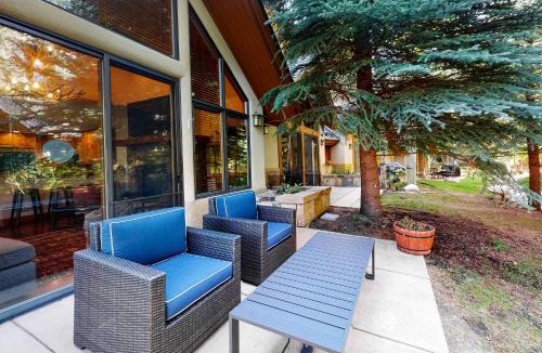 Edwards House | Edwards Elegance