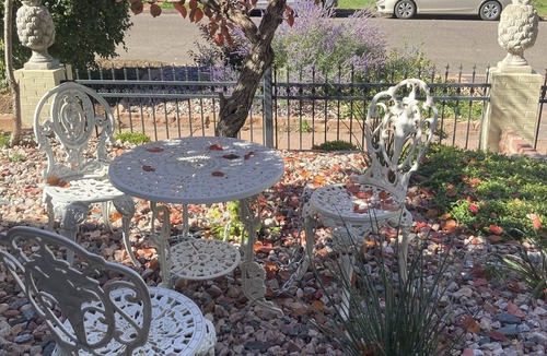 Cheesman Park Apartment | Elegant Garden-Level Apt, Beautiful Marble Spa Bath, City Center! 96 Walk Score!