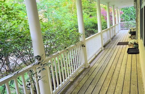 Ogunquit House | Elegant, spacious Ogunquit 6 Bed 7 bath home, 5min walk to Cove & Downtown!