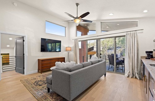 Broadmoor House | Elevated Escape - Mountain Luxury by Broadmoor+Zoo