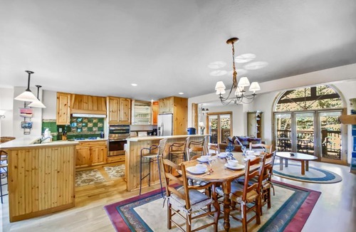 Four O'Clock House | Elk Ridge Escape townhouse