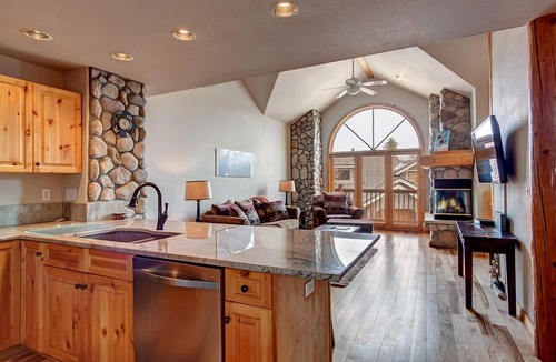 Four O'Clock House | Elk Ridge Trail Townhome: Spacious, Cool Location