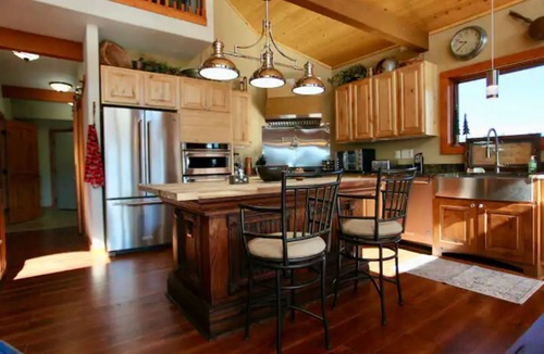 Florissant House | Elk Springs Ranch with grand mountain views with new frisbee disc golf course.