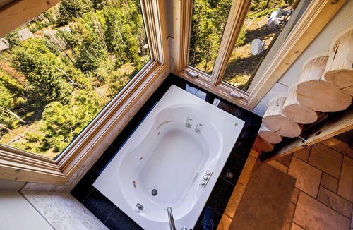 Morrison House | Enchanting Morrison Home with Views and Wifi