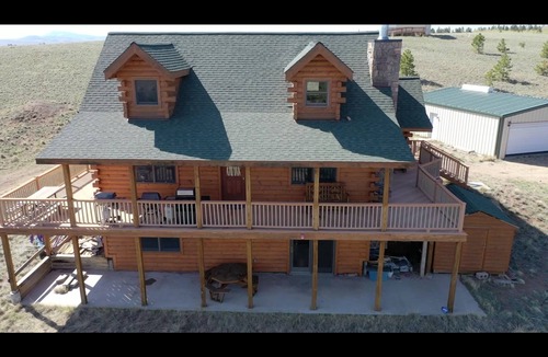 Hartsel Cabin | Enjoy a private mountain retreat at Paul's Cabin!