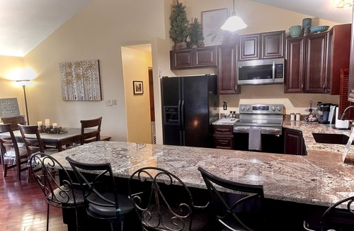 Woodland Park House | Enjoy Colorado with soaring pines, wildlife & 6 seat hot tub.