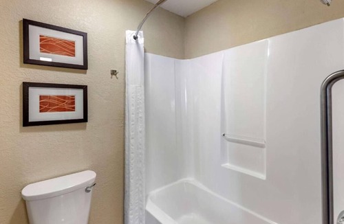 Wheat Ridge Apartment | Enjoy convenient, modern amenities in Wheat Ridge