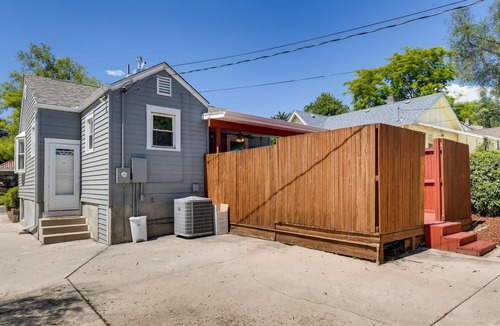 Edgewater House | Entire Home close to Sloan's Lake and Downtown Denver Large 3 car garage