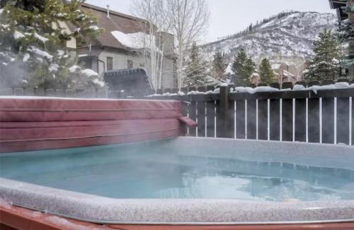 Steamboat Springs Ski Chalet | Escape Chalet - Family and Pet-friendly Steamboat Chalet