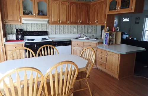 Crystal Lake House | Escape to Black Bear Hollow~Secluded in a Beautiful Aspen Grove & Dog Friendly!