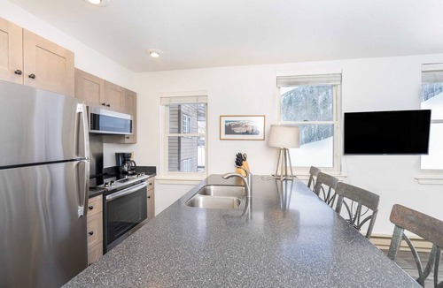 Telluride Condo | Etta Place 1 by Avantstay Ski In/Ski Out Unit w/Views of the Slopes!