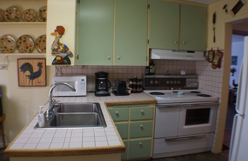 Fruita House | Events, Large Groups, Campers - Stay in This Historic Farm House!