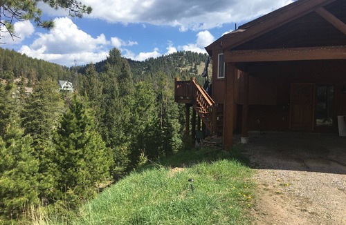Shadow Mountain Apartment | Evergreen Mountain Escape - Newly remodeled!