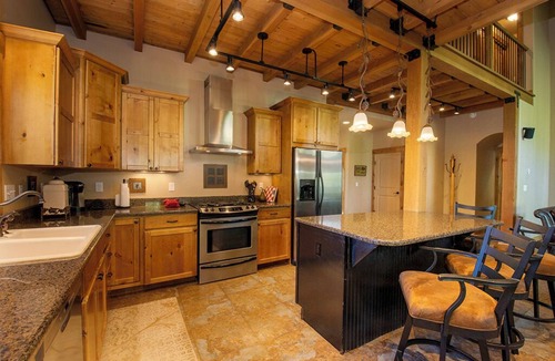 Winter Park House | Exceptional 5 bedroom home private HT, sleeps 12, close to town