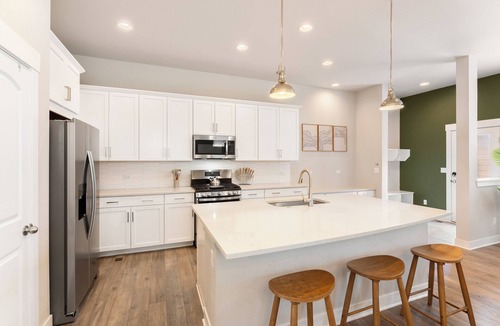Northfield House | Executive 3BR DIA + Medical Hub Central Park