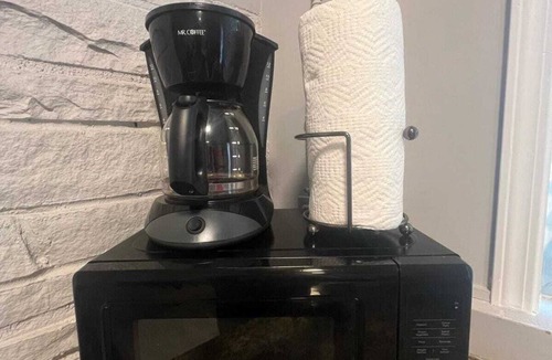 East Side Apartment | Executive Emory studio, sleeps 2