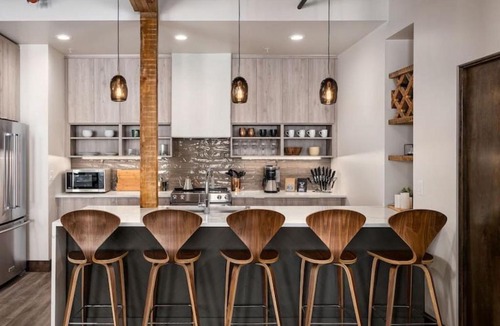 Downtown Spokane Apartment | Executive Suite with King Bed and Fast Wi-Fi