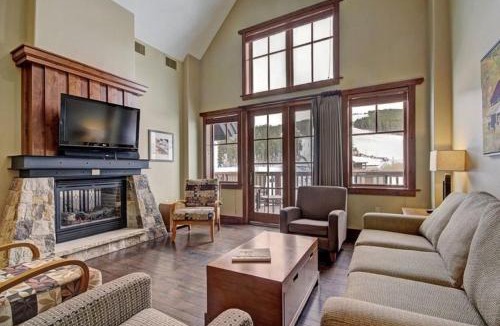 Peak 8 Apartment | Expansive 4 Bedroom Ski In, Ski Out One Ski Hill Residence Located At The Base Of Peak 8 With Beautiful Views