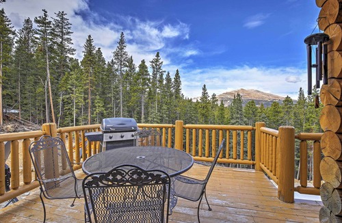 Alma Cabin | Expansive Alma Cabin w/Hot Tub & Mountain Views!