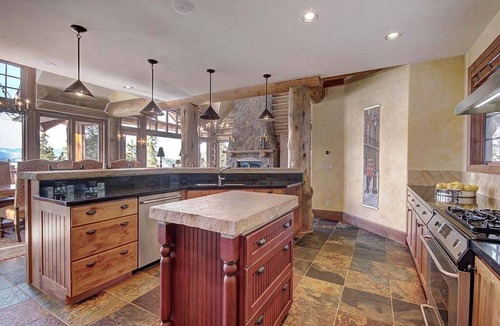 Breckenridge House | Experience luxury at Ten Mile Estate, stunning mountain views and ample amenities!