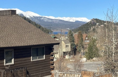Summit Cove House | Experience ski adventures, just 7 mins away