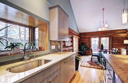 Baldy Mountain House | Experience the mountains at 10 Southface, a spacious 4-bedroom home with stunning views!
