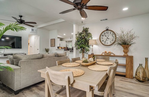 Southwest Arlington House | Explore Arlington! Centrally Located Extended Stay