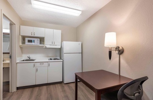 Lakewood Hotel | Extended Stay America Select Suites Denver Lakewood South
